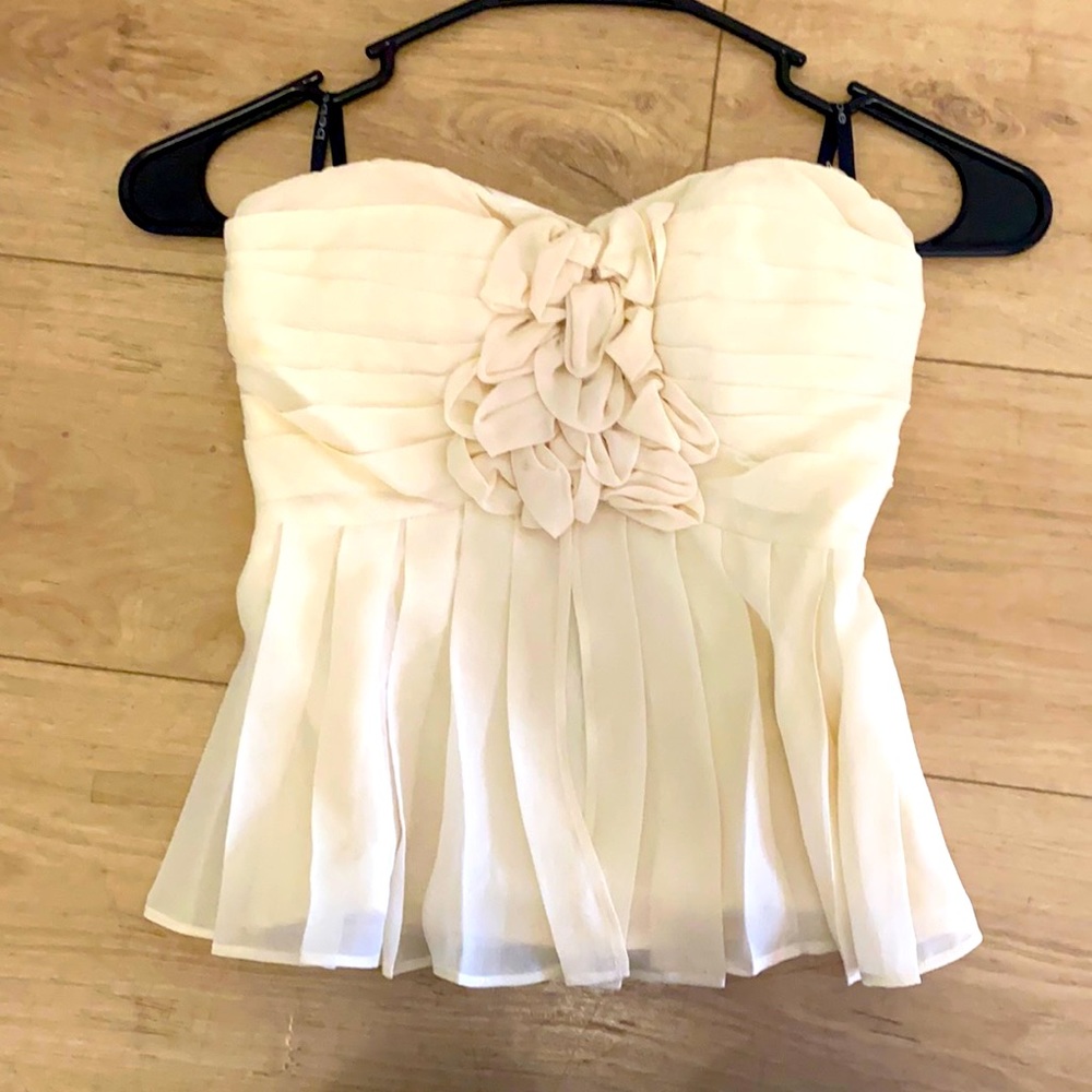 Bebe Strapless top